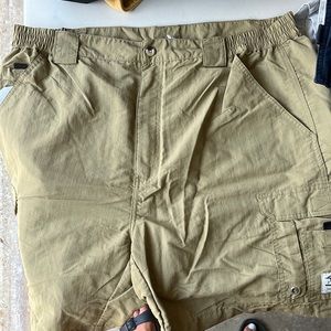 Men’s cargo shorts, Bimini Bay, size 40, tan